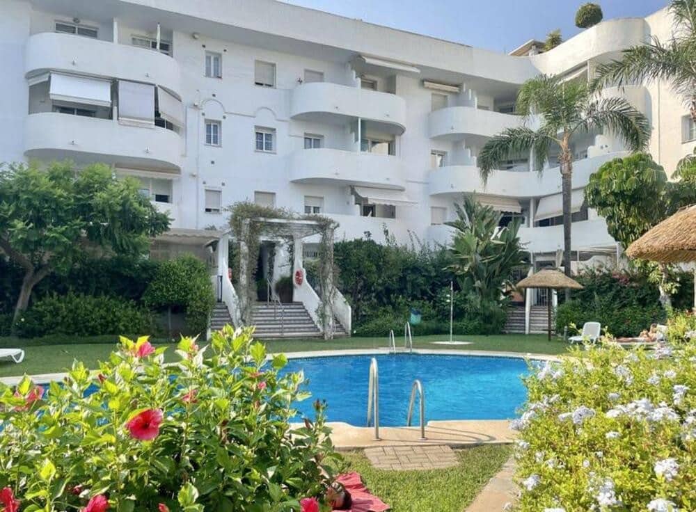 4 soveværelse Lejlighed til leje i Golden Mile med swimmingpool garage - € 4.100 (Ref: 9246289)