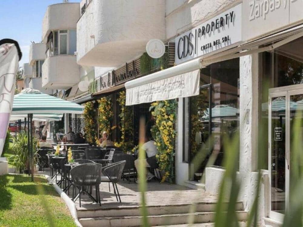 4 soveværelse Lejlighed til leje i Golden Mile med swimmingpool garage - € 4.100 (Ref: 9246289)