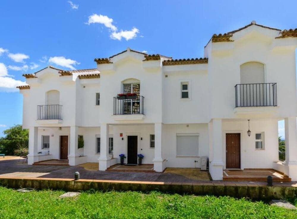 3 soveværelse Semi-Rækkehus til salg i Benahavis med swimmingpool garage - € 649.950 (Ref: 9254619)