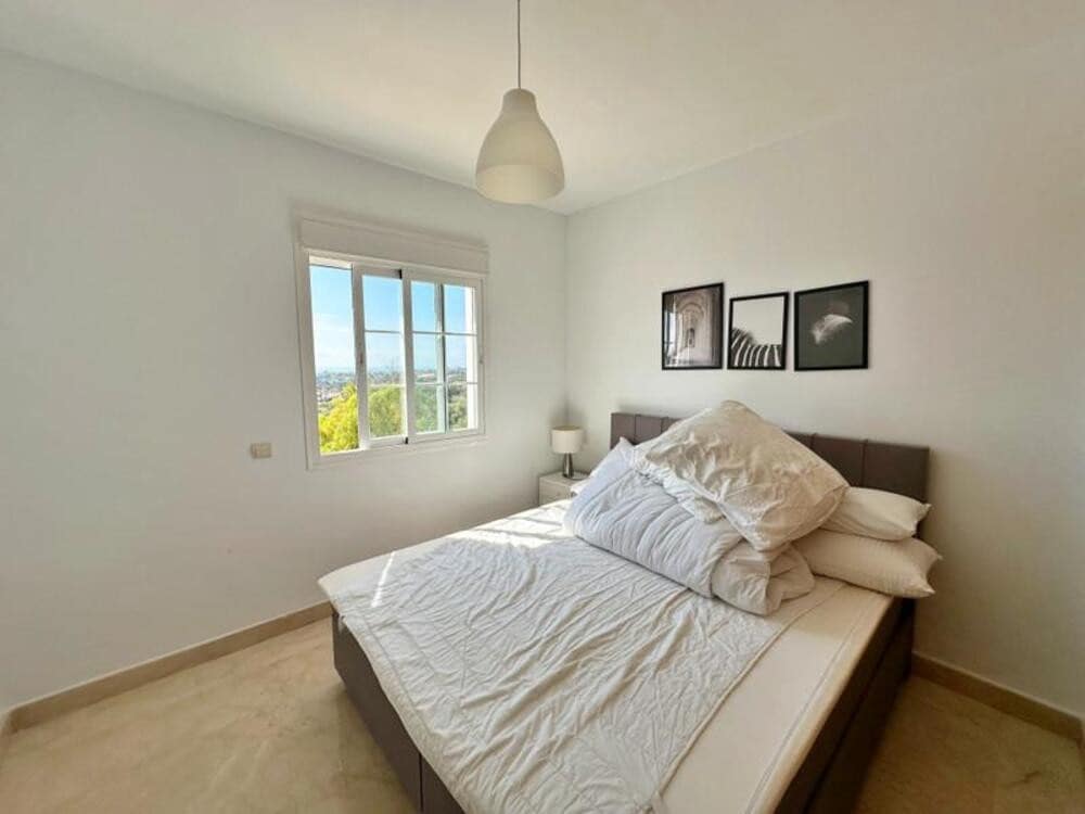 3 bedroom Semi-detached Villa for sale in Benahavis with pool garage - € 649,950 (Ref: 9254619)