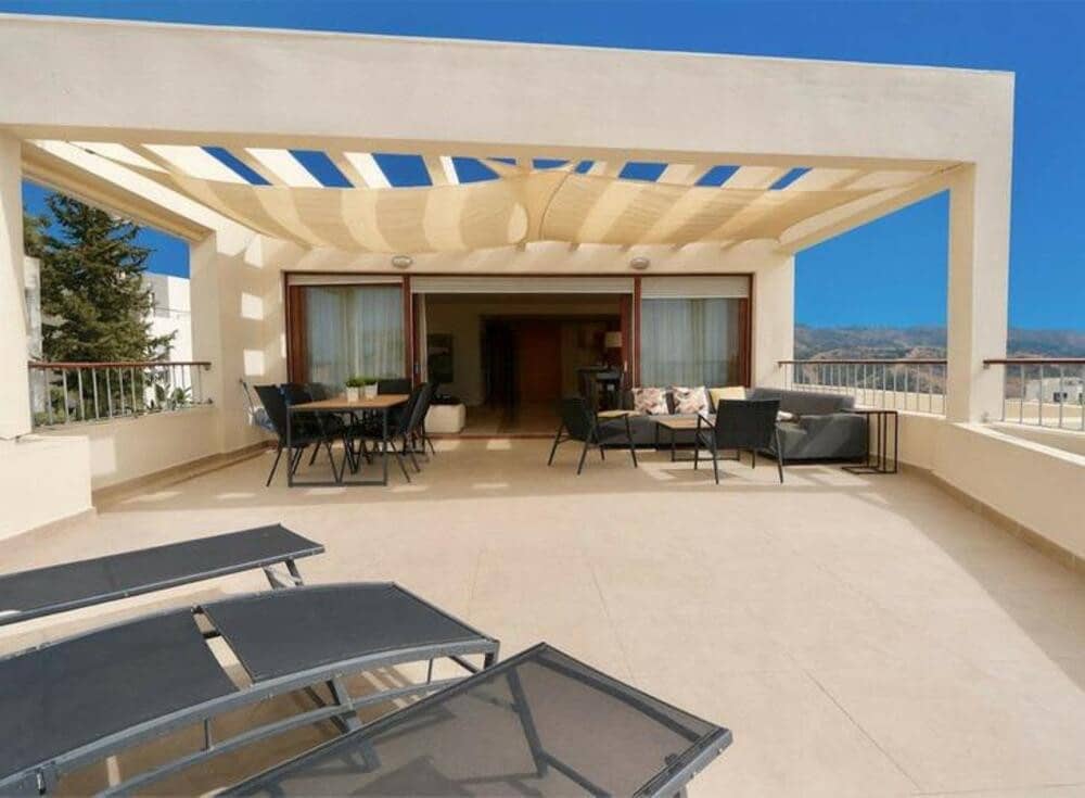 3 soveværelse Penthouse til salg i Marbella med swimmingpool garage - € 649.000 (Ref: 9254621)
