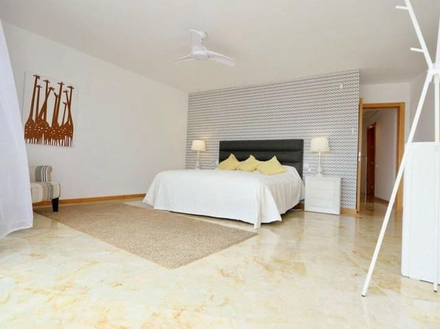 3 camera da letto Attico in vendita in Alto de los Monteros, Marbella con piscina garage - 649.000 € (Rif: 9254621)