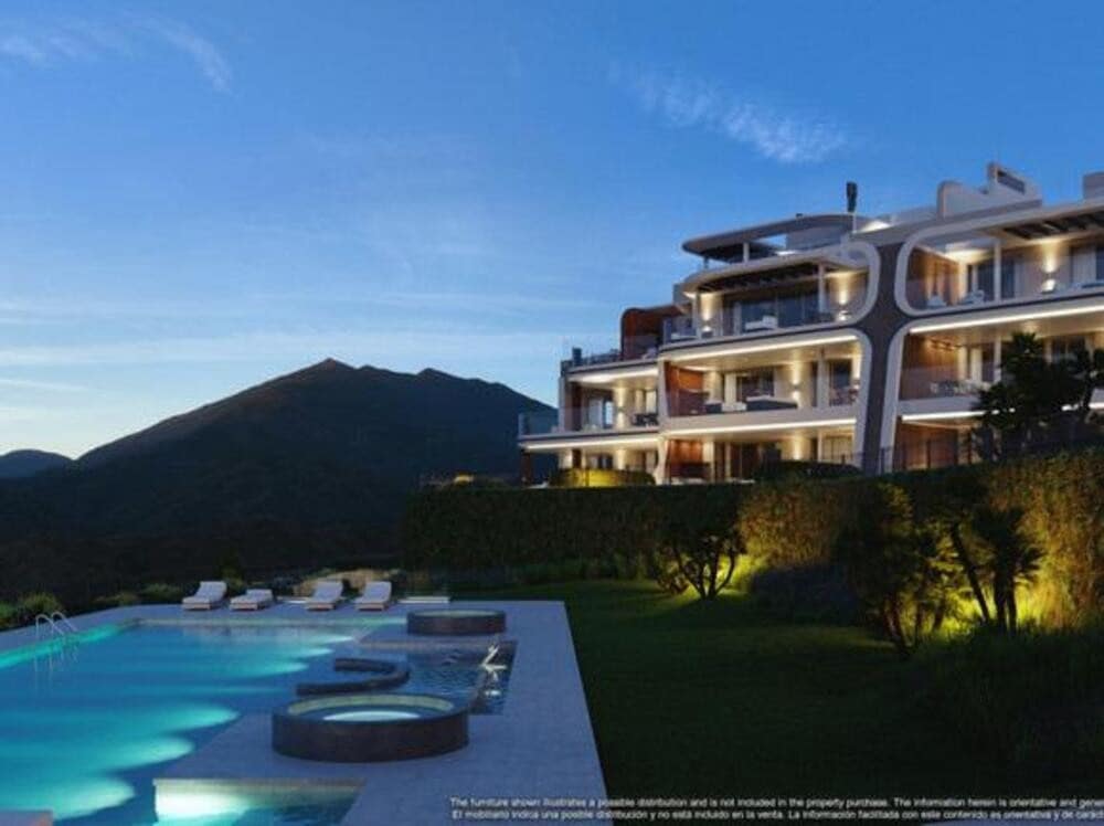 Apartamento de 3 habitaciones en Benahavís en venta con piscina garaje - 1.490.000 € (Ref: 9256679)