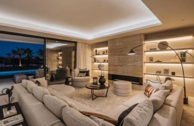 5 Zimmer Villa zu verkaufen in Nagüeles Alto, Marbella mit Pool - 3.950.000 € (Ref: 9256681)