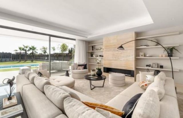 5 Zimmer Villa zu verkaufen in Nagüeles Alto, Marbella mit Pool - 3.950.000 € (Ref: 9256681)