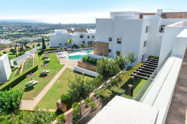 3 bedroom Penthouse for sale in Los Flamingos, Benahavís with pool garage - € 1,395,000 (Ref: 9256683)
