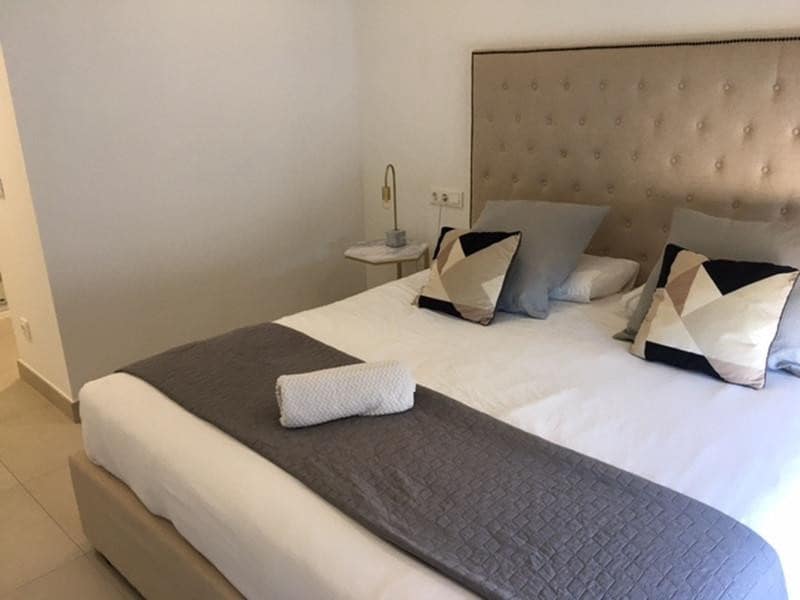 2 soveværelse Lejlighed til leje i La Cala de Mijas med swimmingpool garage - € 3.000 (Ref: 9256684)
