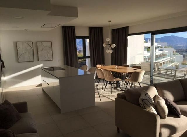 2 soveværelse Lejlighed til leje i La Cala de Mijas, Mijas med swimmingpool garage - € 3.000 (Ref: 9256684)