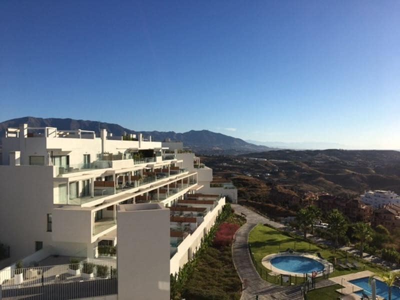 2 soveværelse Lejlighed til leje i La Cala de Mijas med swimmingpool garage - € 3.000 (Ref: 9256684)