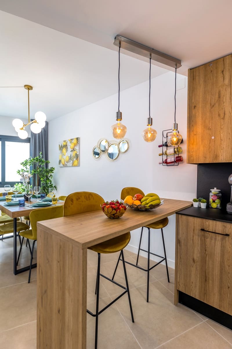 3 soverom Hus til salgs i El Paraiso med svømmebasseng garasje - € 590 000 (Ref: 9262144)