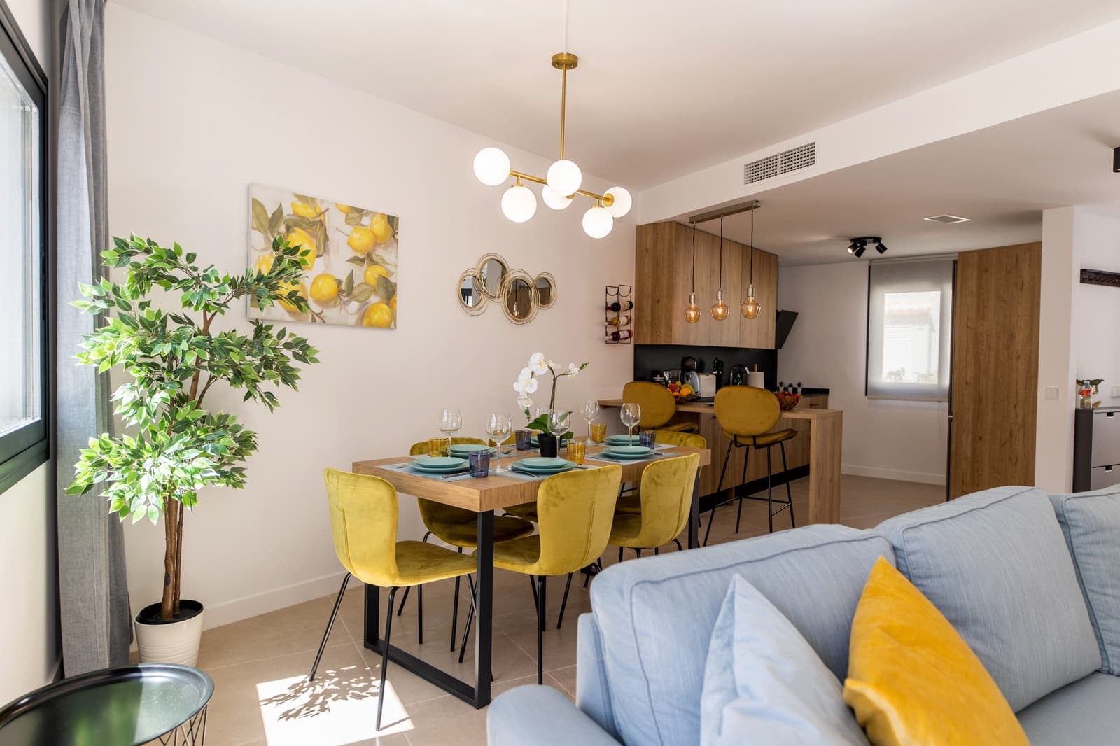 3 soverom Hus til salgs i El Paraiso med svømmebasseng garasje - € 590 000 (Ref: 9262144)