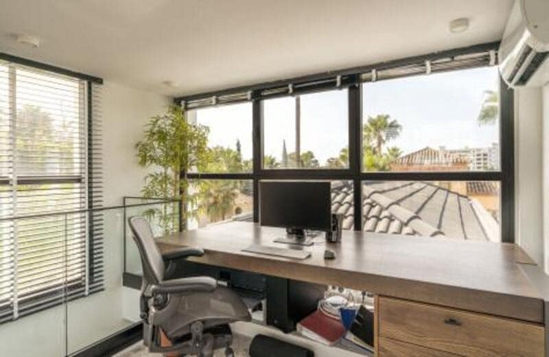4 bedroom Villa for sale in Marbella with pool garage - € 3,395,000 (Ref: 9262147)