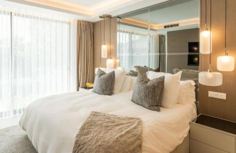 4 bedroom Villa for sale in Marbella with pool garage - € 3,395,000 (Ref: 9262147)