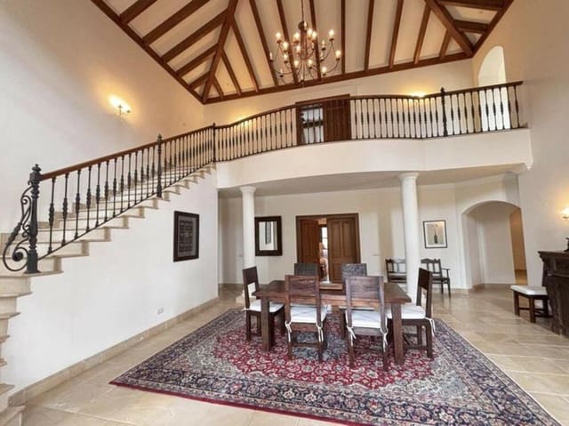 Chalet de 5 habitaciones en La Zagaleta, Benahavís en venta con piscina garaje - 4.850.000 € (Ref: 9263960)