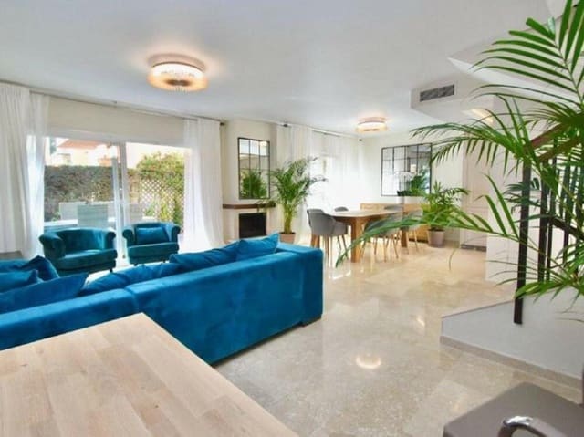 4 slaapkamer Huis te koop in Rodeo Alto - Guadaiza - La Campana, Marbella met zwembad garage - € 650.000 (Ref: 9263961)