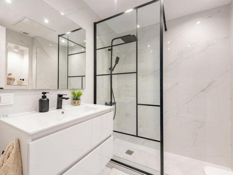 3 makuuhuone Huoneisto myytävänä paikassa Nueva Andalucia mukana uima-altaan 
autotalli - 599 000 € (Ref: 9263965)