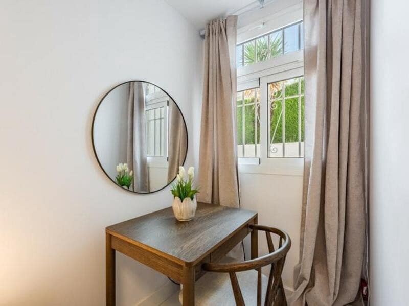 3 makuuhuone Huoneisto myytävänä paikassa Nueva Andalucia mukana uima-altaan 
autotalli - 599 000 € (Ref: 9263965)