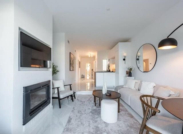 3 chambre Appartement à vendre à Las Brisas, Marbella avec piscine garage - 599 000 € (Ref: 9263965)