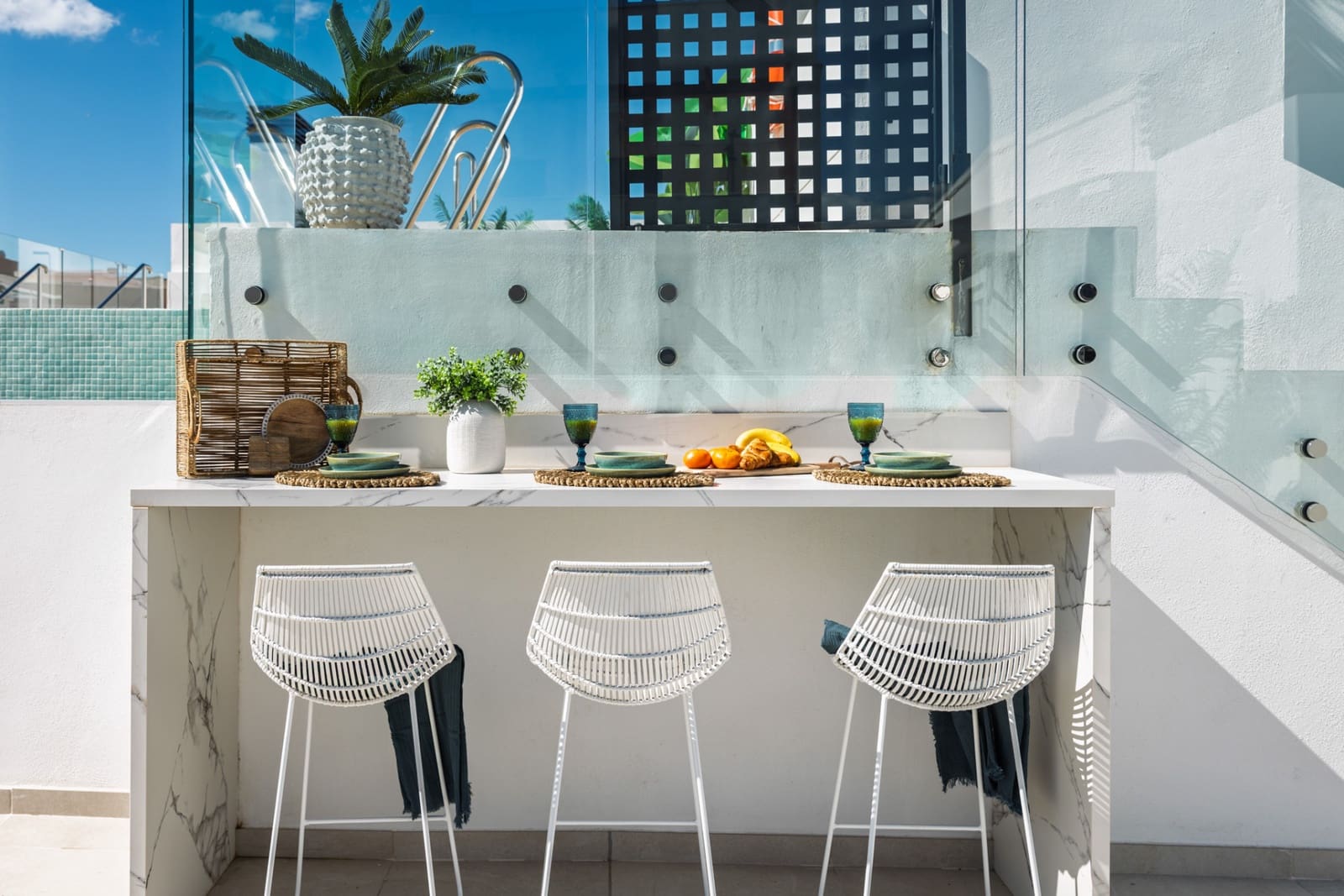 2 soveværelse Lejlighed til salg i Estepona med swimmingpool garage - € 549.000 (Ref: 9269133)