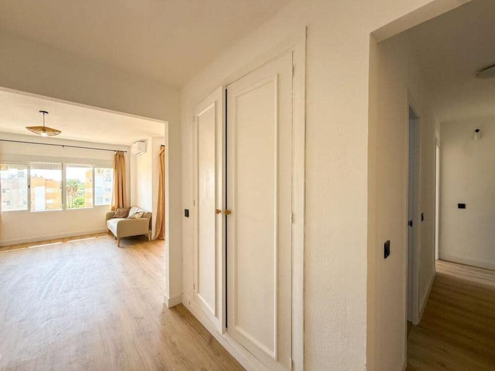 3 soveværelse Lejlighed til leje i New Golden Mile med swimmingpool garage - € 1.890 (Ref: 9269136)