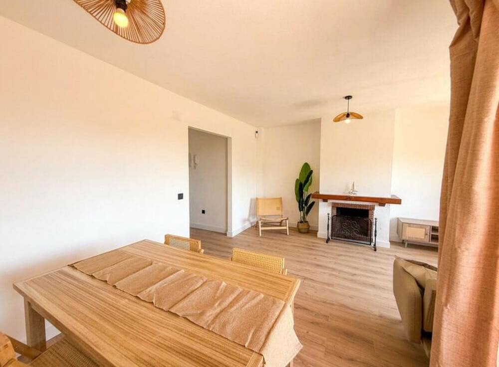 3 soveværelse Lejlighed til leje i New Golden Mile med swimmingpool garage - € 1.890 (Ref: 9269136)