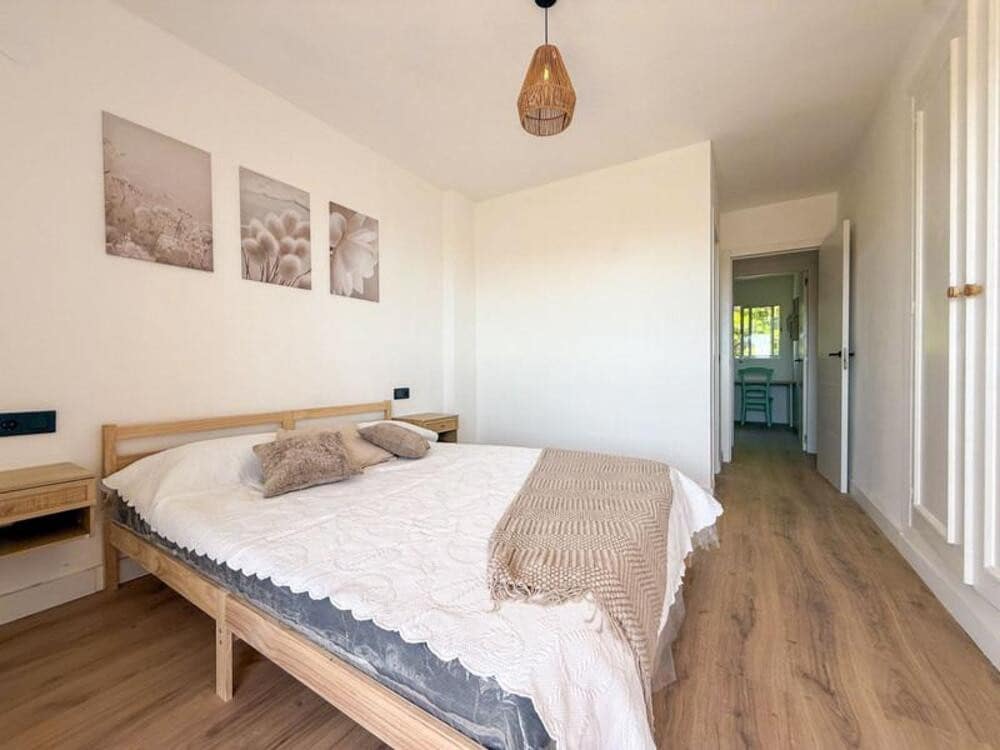 3 soveværelse Lejlighed til leje i New Golden Mile med swimmingpool garage - € 1.890 (Ref: 9269136)