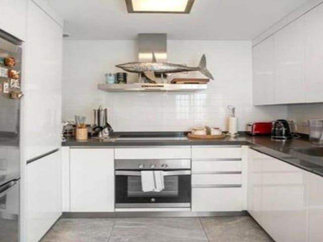 3 camera da letto Casa da affittare in La Dama de Noche - La Alzambra, Marbella con piscina garage - 3.150 € (Rif: 9269137)