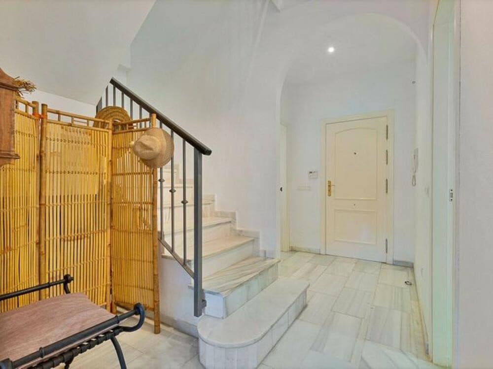 3 sypialnia Dom na sprzedaż w San Pedro de Alcantara z basenem garażem - 755 000 € (Ref: 9269138)