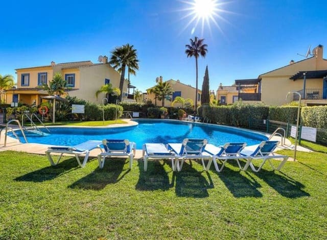 3 chambre Maison de Ville à vendre à Nueva Alcántara, Marbella avec piscine garage - 755 000 € (Ref: 9269138)