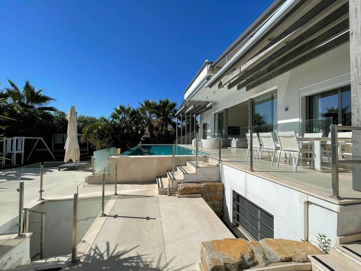 Chalet de 5 habitaciones en La Quinta en venta con piscina garaje - 2.150.000 € (Ref: 9272041)