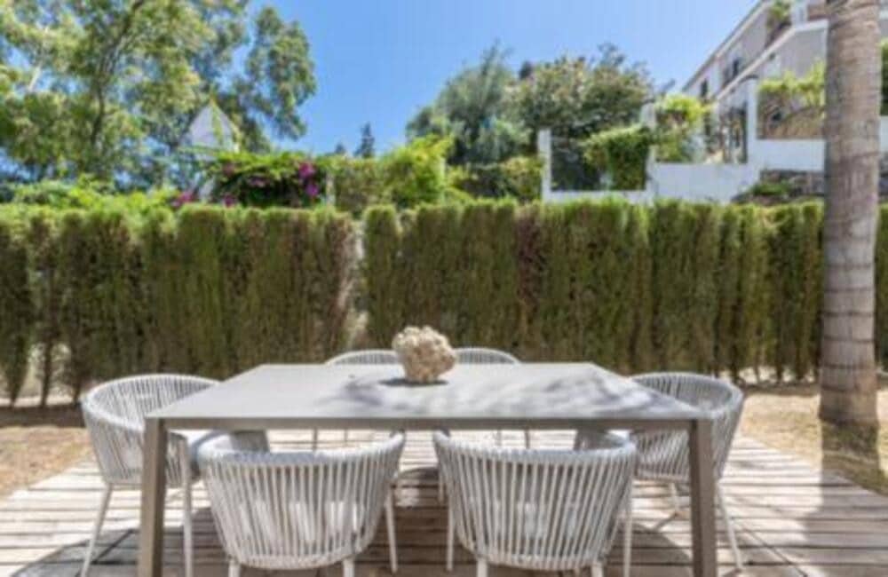 3 bedroom Apartment for rent in Marbella with pool garage - € 4,500 (Ref: 9275698)