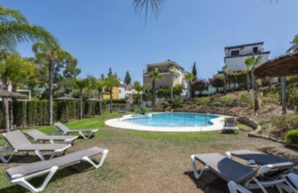 3 bedroom Apartment for rent in Marbella with pool garage - € 4,500 (Ref: 9275698)