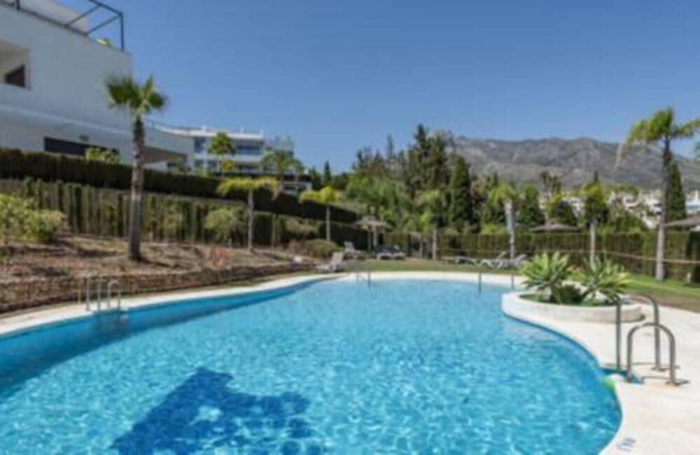3 bedroom Apartment for rent in Marbella with pool garage - € 4,500 (Ref: 9275698)