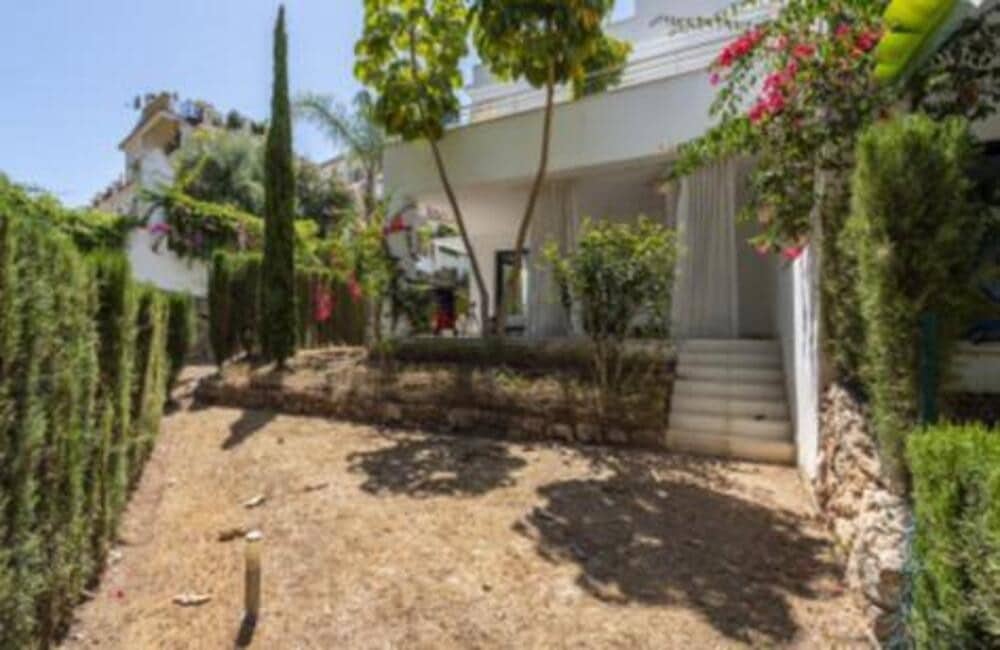 3 bedroom Apartment for rent in Marbella with pool garage - € 4,500 (Ref: 9275698)