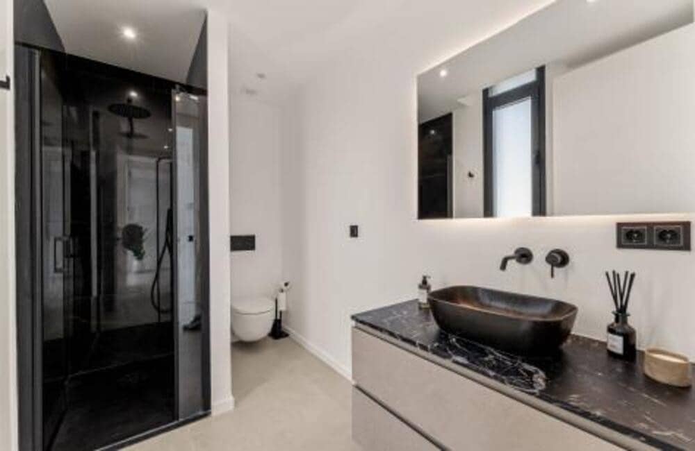 5 camera da letto Villa in vendita in El Paraiso con piscina garage - 1.790.000 € (Rif: 9275701)