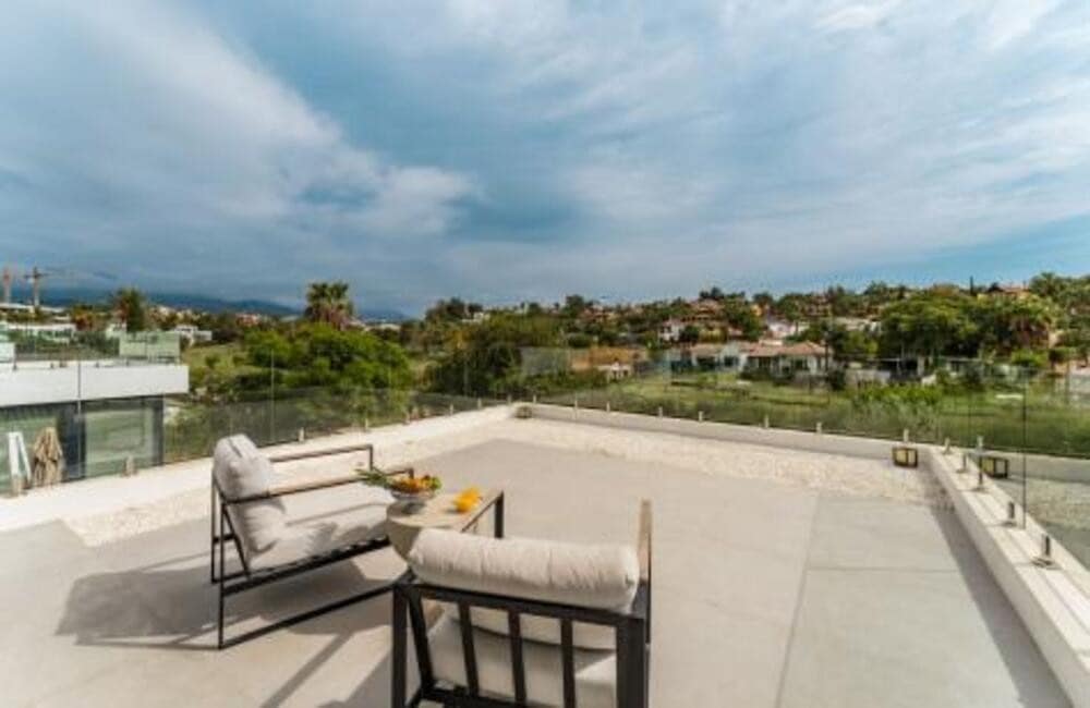 5 camera da letto Villa in vendita in El Paraiso con piscina garage - 1.790.000 € (Rif: 9275701)