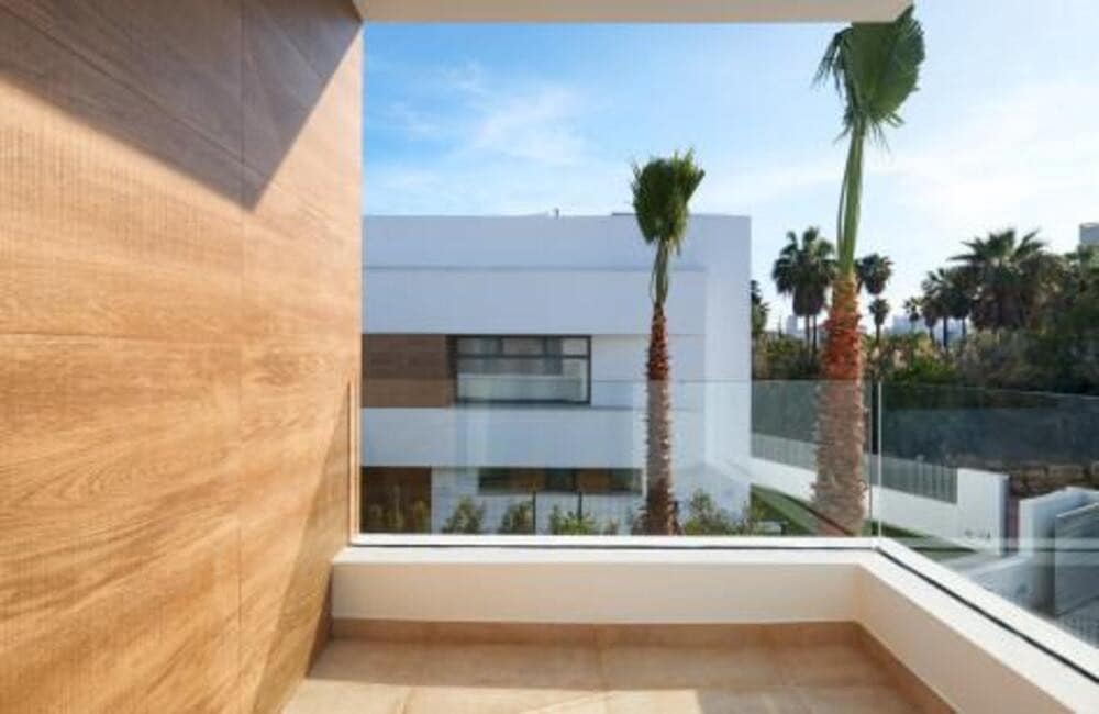 Chalet de 6 habitaciones en El Paraiso en venta con piscina garaje - 1.875.000 € (Ref: 9275702)