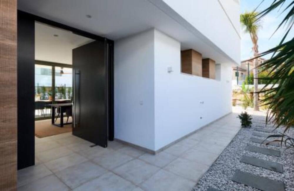 Chalet de 6 habitaciones en El Paraiso en venta con piscina garaje - 1.875.000 € (Ref: 9275702)