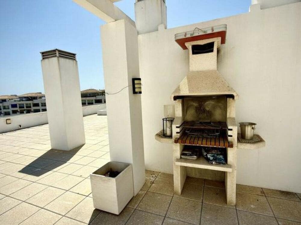 4 bedroom Apartment for rent in Puerto Banus with pool garage - € 4,500 (Ref: 9280724)