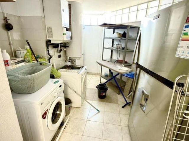 4 bedroom Apartment for rent in Puerto Banus, Marbella with pool garage - € 4,500 (Ref: 9280724)