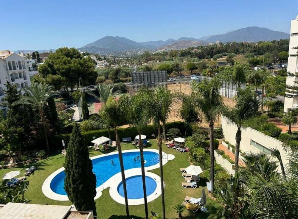 4 bedroom Apartment for rent in Puerto Banus with pool garage - € 4,500 (Ref: 9280724)
