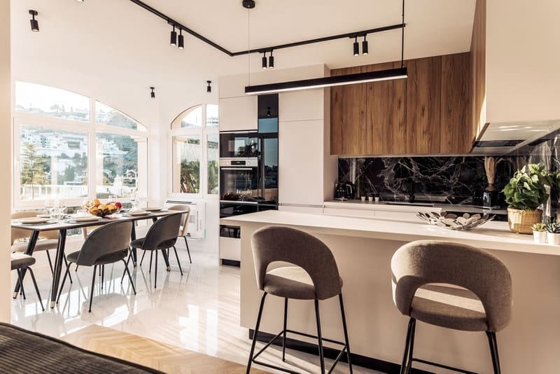 Ático de 3 habitaciones en Benahavís en venta con piscina garaje - 795.000 € (Ref: 9285658)