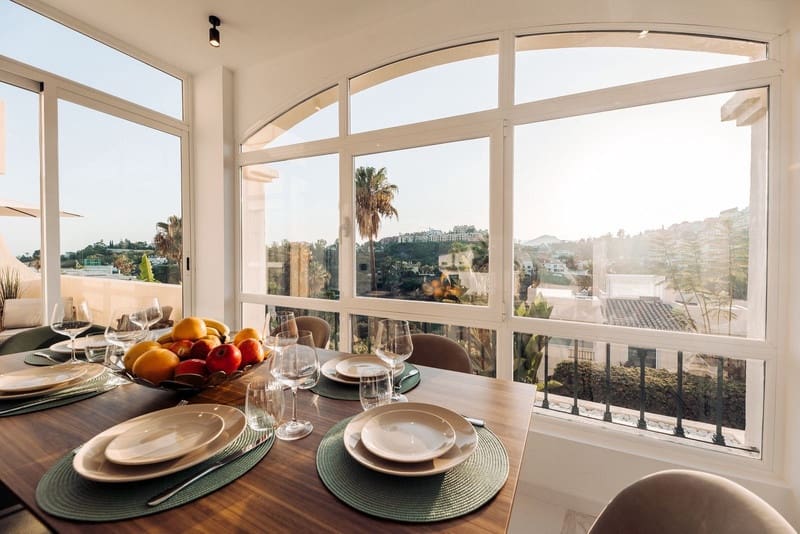 Ático de 3 habitaciones en Benahavís en venta con piscina garaje - 795.000 € (Ref: 9285658)