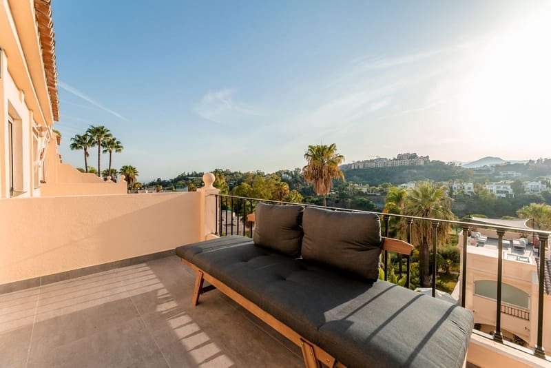3 slaapkamer Penthouse te koop in Benahavis met zwembad garage - € 795.000 (Ref: 9285658)