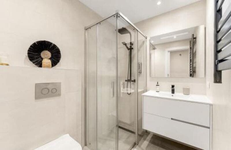 4 sypialnia Apartament na sprzedaż w San Pedro de Alcantara z basenem garażem - 729 000 € (Ref: 9285659)