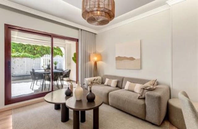 4 soverom Leilighet til salgs i Nueva Alcántara, Marbella med svømmebasseng garasje - € 729 000 (Ref: 9285659)