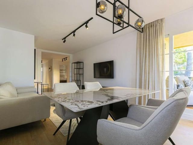 3 soverom Leilighet til salgs i Nueva Andalucía Centro, Marbella med svømmebasseng garasje - € 620 000 (Ref: 9285662)