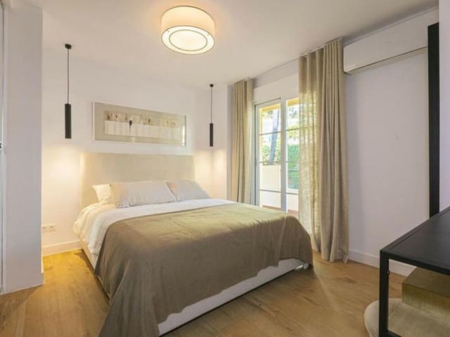 3 soverom Leilighet til salgs i Nueva Andalucía Centro, Marbella med svømmebasseng garasje - € 620 000 (Ref: 9285662)