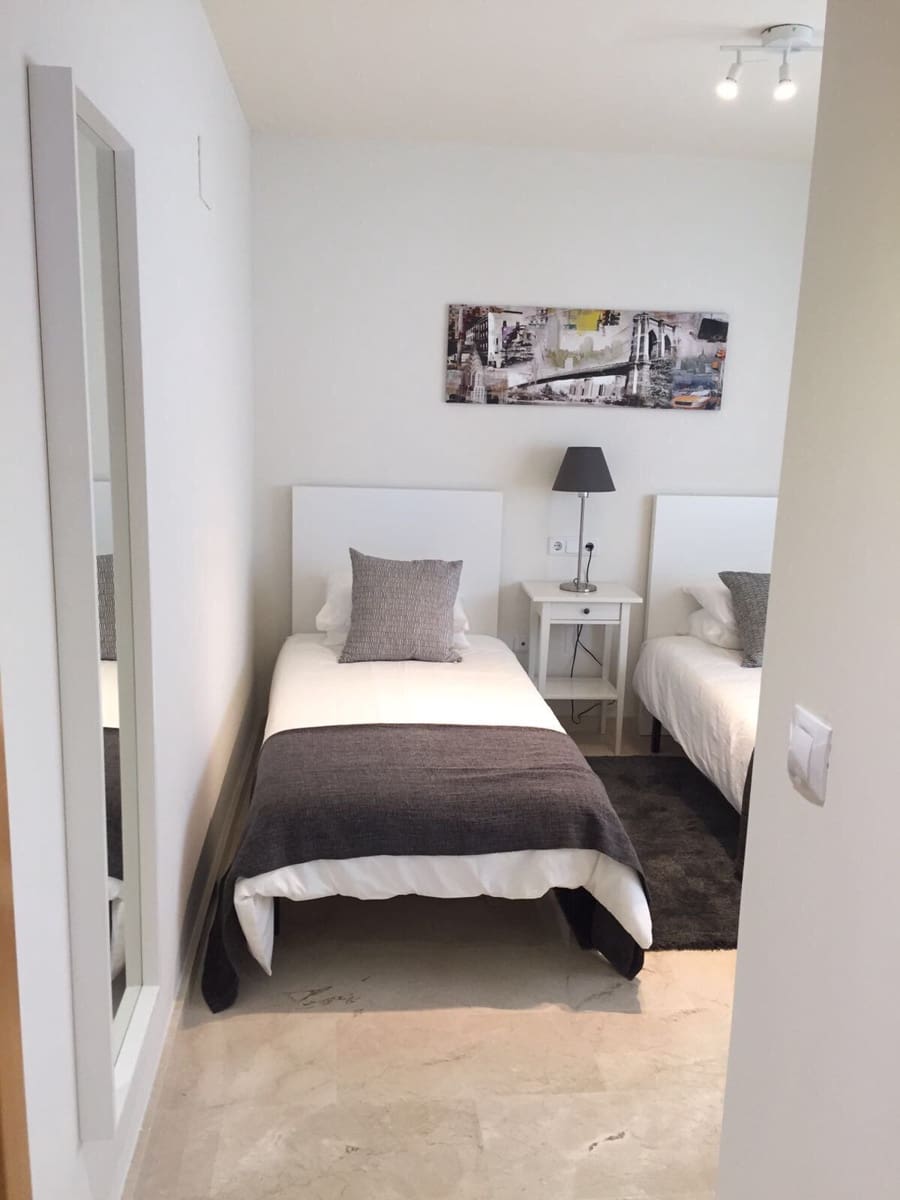 2 camera da letto Attico da affittare in San Pedro de Alcantara con piscina garage - 2.300 € (Rif: 9290914)