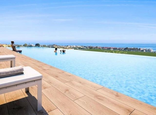 3 soveværelse Semi-Rækkehus til salg i La Concha - Resina Golf, Estepona med swimmingpool garage - € 1.468.000 (Ref: 9290916)